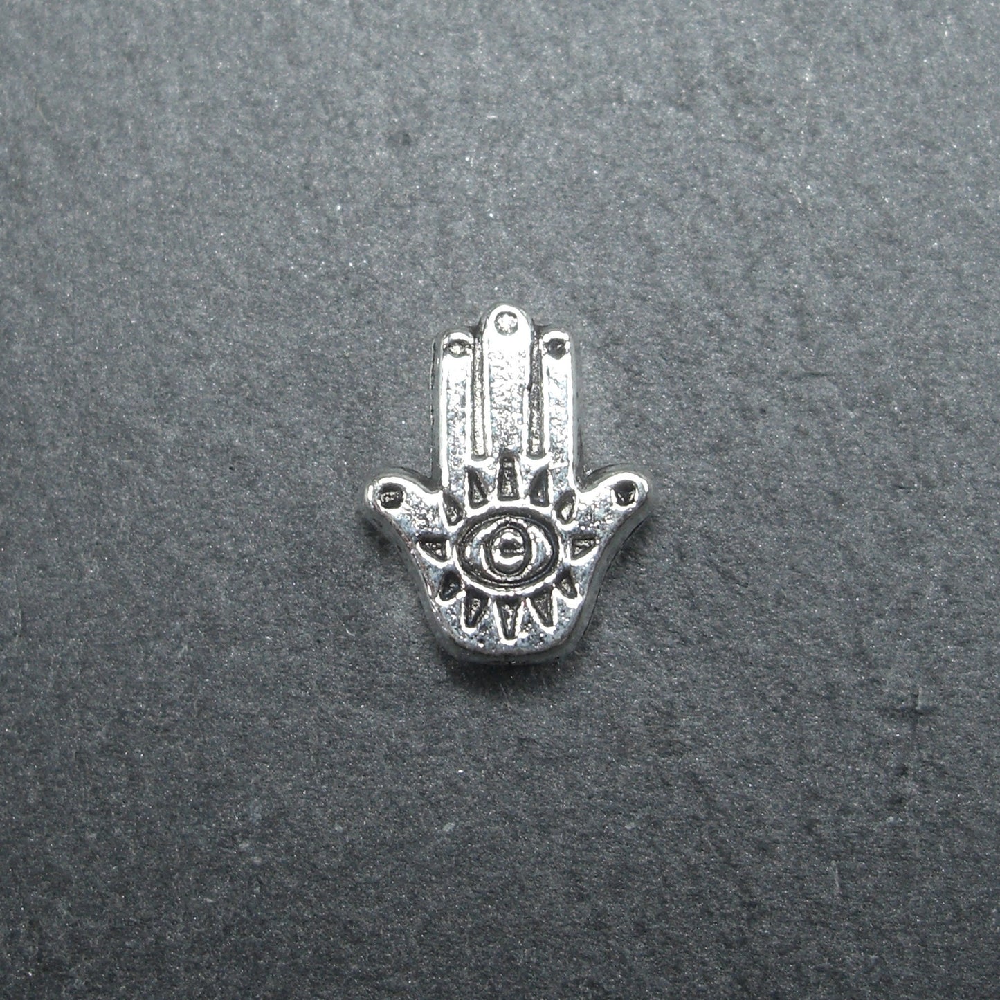 5 kleine Perlen Hamsa, Hand der Fatima, antik silberfarben, 10402