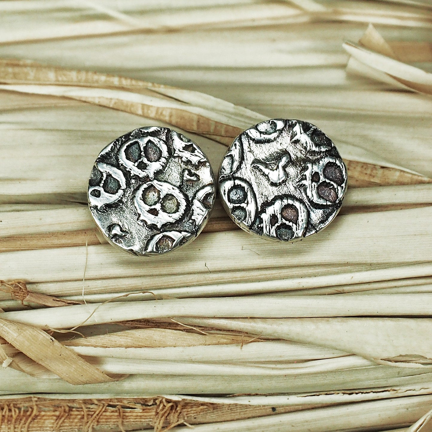 Ohrstecker Totenkopf und Herz Sterling Silber, 40141