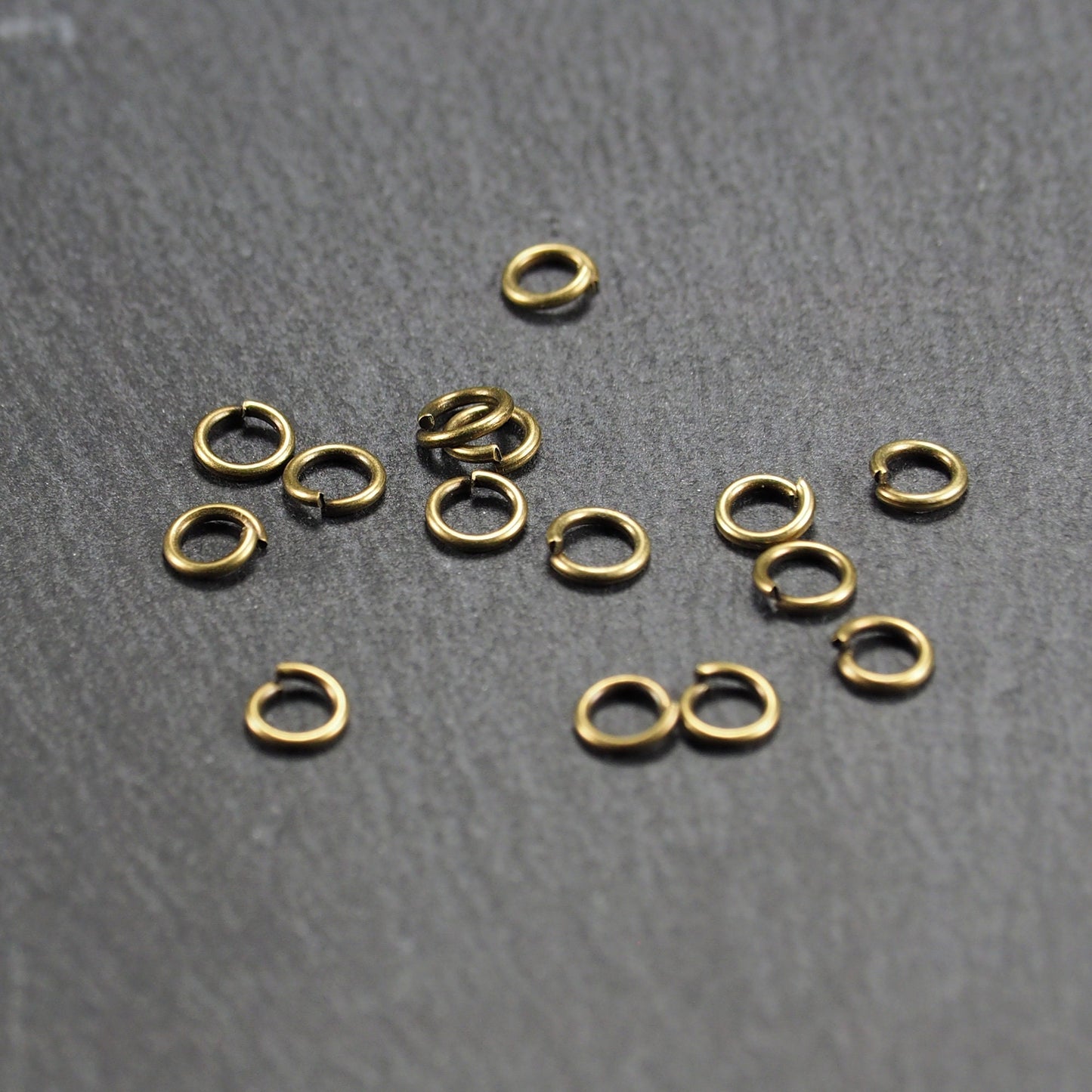 200 Binderinge 4 mm, Eisen bronzefarben, 10978