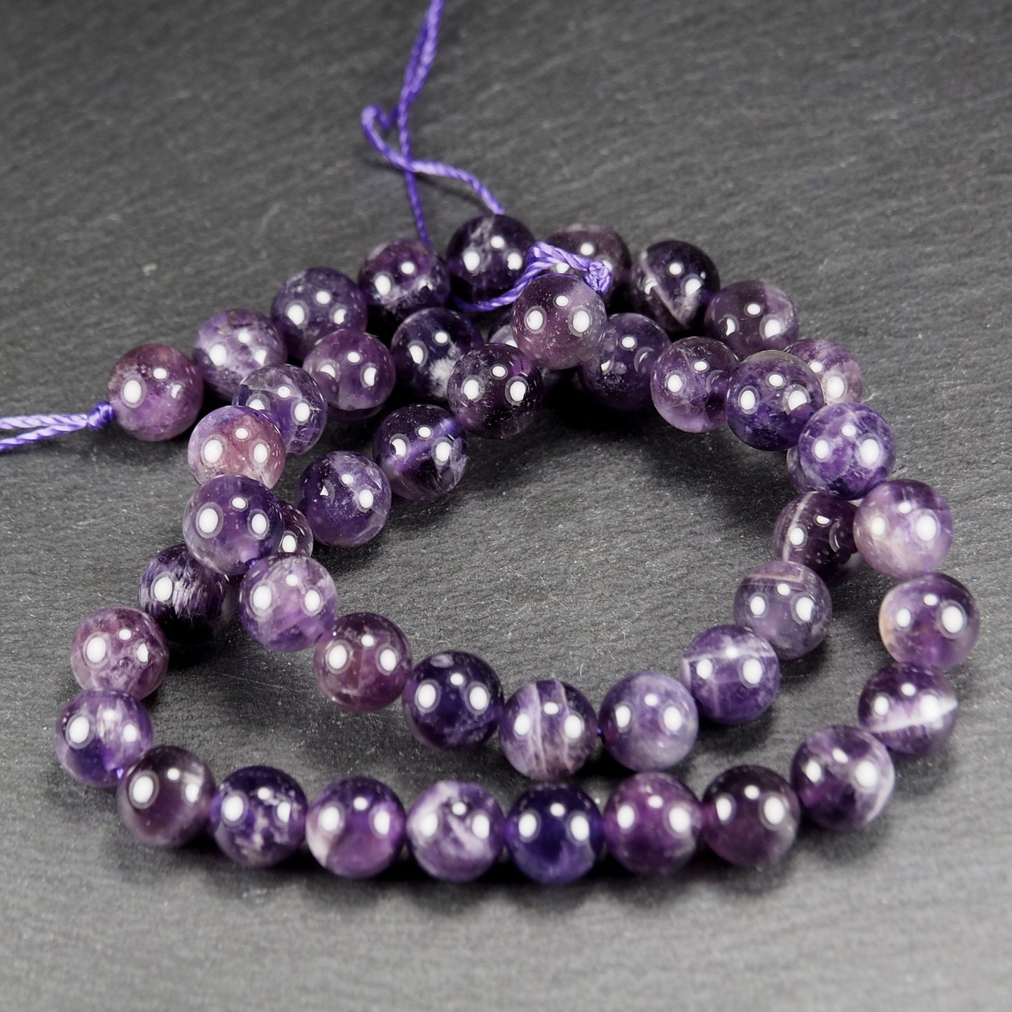 AAA Amethyst Perlen 8 mm, 1 Strang ca. 47 Stück, tiefes Violett, 10912