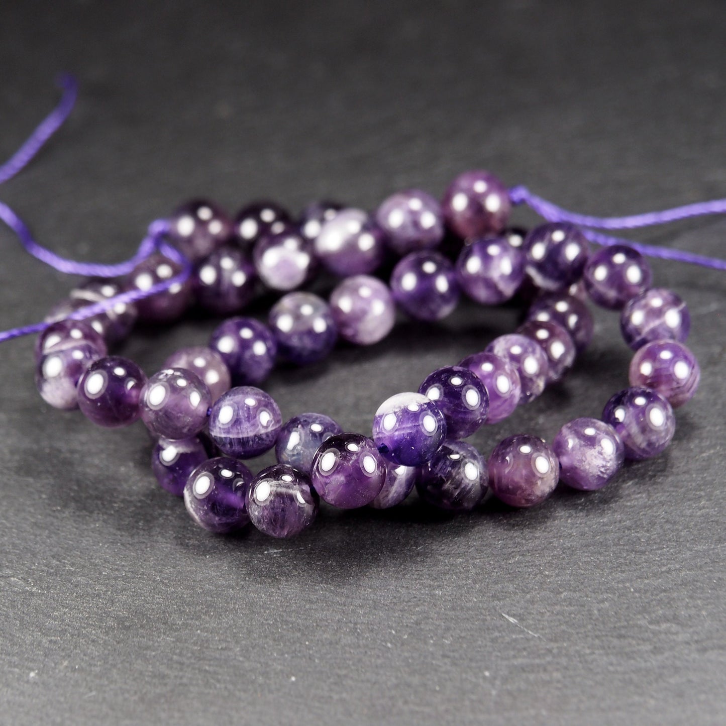 AAA Amethyst Perlen 8 mm, 1 Strang ca. 47 Stück, tiefes Violett, 10912