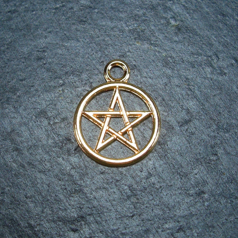 5 Anhänger Pentagramm, antik goldfarben, 10005