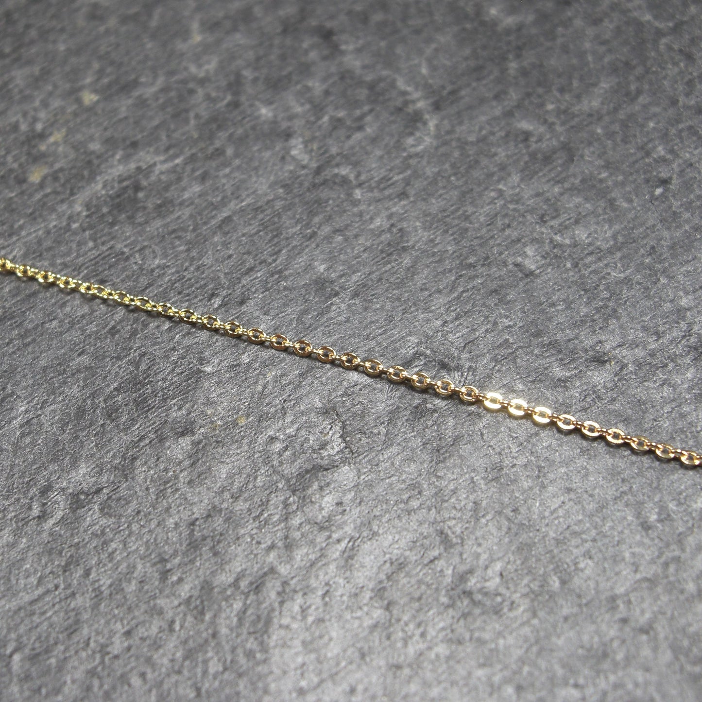 0,5 Meter 0,9 x 1,2 mm Ankerkette, Messing, 18k vergoldet, 10720