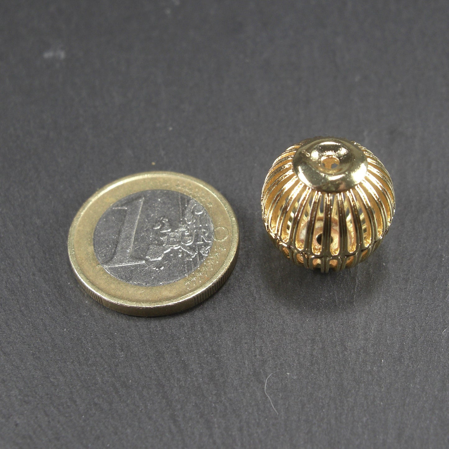 Große, filigrane Perle, 17 mm, Messing, 24 K vergoldet, 10706